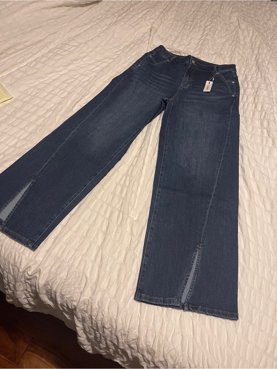 Arach&Cloz Denim - Wide Leg Split Hem Dark Blue Women’s Jeans